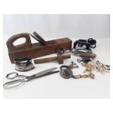 Vintage Household Tools, Locks & Keys Mixed Lot