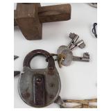 Vintage Household Tools, Locks & Keys Mixed Lot