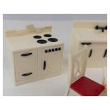 Vintage Renwal Plastic Dollhouse Kitchen Set With Table & Chairs