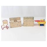 Renwal Miniature Sewing Machine & Furniture Mixed Lot