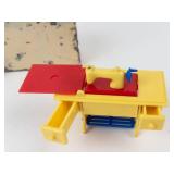 Renwal Miniature Sewing Machine & Furniture Mixed Lot