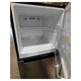 10.1 cu. ft. Top Freezer Refrigerator in Stainless Steel Look Garage Ready, Energy Star Certified