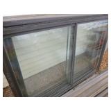 7 Aluminum Frame Windows with Screens