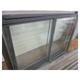 7 Aluminum Frame Windows with Screens