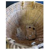 Vintage Sewing Notions, Thread Spools, Lace & Basket Mixed Lot