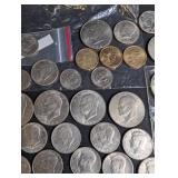 U.S. Coin Assortment Kennedy Half Dollars Eisenhower Dollars & Assorted Change
