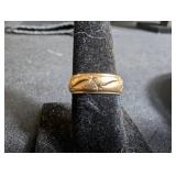 Kaynar 14K Gold Star Band Ring