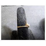 Gold Tone Floral Cluster Ring