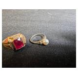 10k Gold Red Stone Ring & Pearl Ring 5.68g