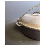 Cast Iron No. 8 Covered Pot With Trivet Insert