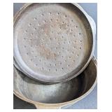 Cast Iron No. 8 Covered Pot With Trivet Insert