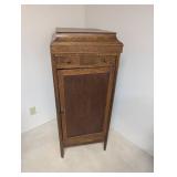 Antique Columbro Oak Phonograph Cabinet St. Paul Minn.