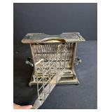Antique Universal Electric Toaster No. E940