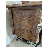 Carved Antique Singer Sewing Machine With Accessories