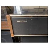 Vintage BSR McDonald & Panasonic Turntables With Magnavox Speakers