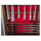 Oneida Lyon Stainless Flatware Set With Case