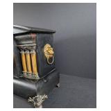 Antique Gilbert Clock Co. Mantel Clock 1913 Lion Motif