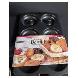 Norpro Donut Pan Kitchen Tools & Bakeware Mixed Lot