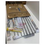 Cumbor 29.7-40.6" Baby Gate for Stairs, Mom