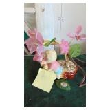 Gainsborough Glass Flower Light in Figural Pot. 1 Leaf is asis