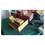 4-Vintage Metal Trucks