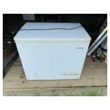 chest freezer 8 cf
