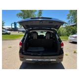 2013 NISSAN PATHFINDER SL *4x4 | 3RD Row Seating* (NO RESERVE)
