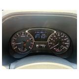 2013 NISSAN PATHFINDER SL *4x4 | 3RD Row Seating* (NO RESERVE)