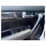 2013 KIA SORENTO EX *All Wheel Drive* (NO RESERVE)