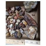 Flat of agates and unique rocks