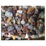 Flat of agates and unique rocks