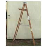 Werner 8ft Wooden Ladder - Type II Commercial - Model W368