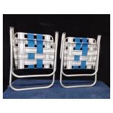 2 folding lawn chairs