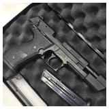 Sig Sauer Mosquito 22LR, 2 Mags in Case