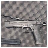 Sig Sauer Mosquito 22LR, 2 Mags in Case