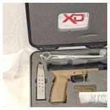 Springfield XDM  45, 45ACP, Threaded Barrel, 2 Mags in Case