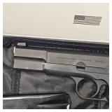 Springfield SA35, 9mm, 3 Mags in Case