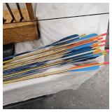 2 Recurve Bows with Arrows and STAND "Necedach","Missilite"