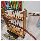 2 Recurve Bows with Arrows and STAND "Necedach","Missilite"