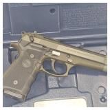 Beretta 92 FS, 9mm, Olive Drab, One Mag in Case