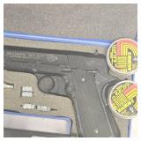 Colt Govt 1911 AI .177 Pellet Gun w/extras