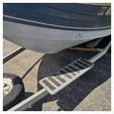 1989 Crestliner FishHawk, 17ft with 1989 60HP Motor