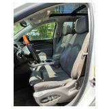 2010 CADILLAC SRX LUXURY COLLECTION *All Wheel Drive* (NO RESERVE)