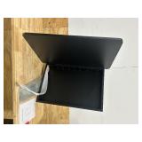 Williams-Sonoma Inc. Medicine Cabniet 21-1/4 x 34 x 5-1/4"