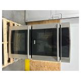 Electrolux EW27EW65GS3 Wall Oven Msrp $1,799.99