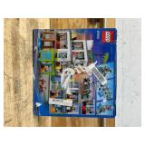 Lego City Apartment Building 60365 688pcs retired set Msrp $94.99