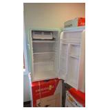 Frigidaire Classic Mini Fridge