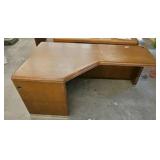 very heavy desk with Outlets