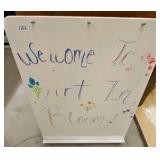 dry erase display board with shelf