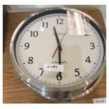 lot of 4 clocks